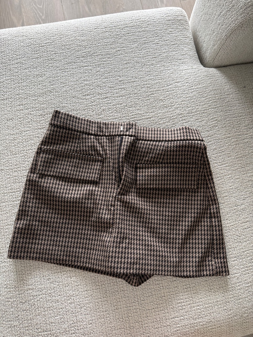 Zara skort size small